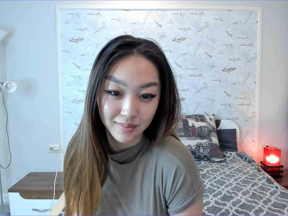 mia1cullis' Offline XXX Chat