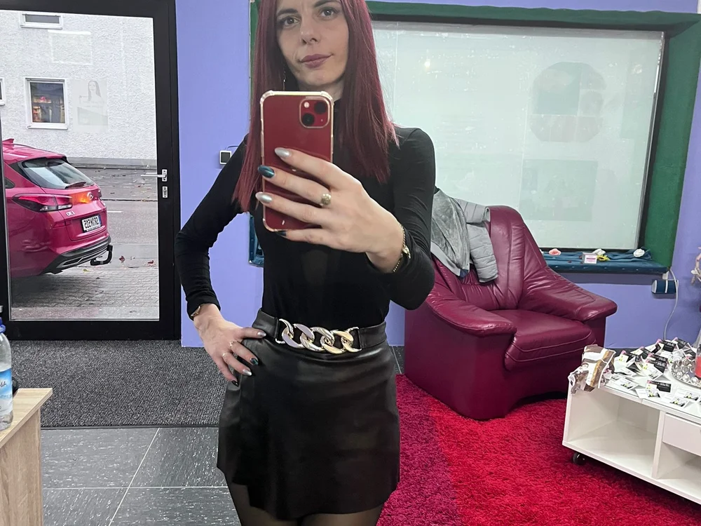 Mary_Afrodita's Offline XXX Chat