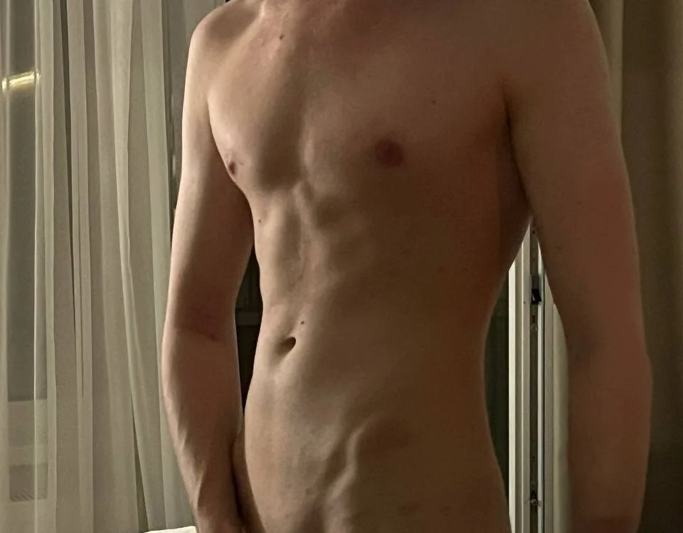 Daniel_Yumm Offline XXX-chat