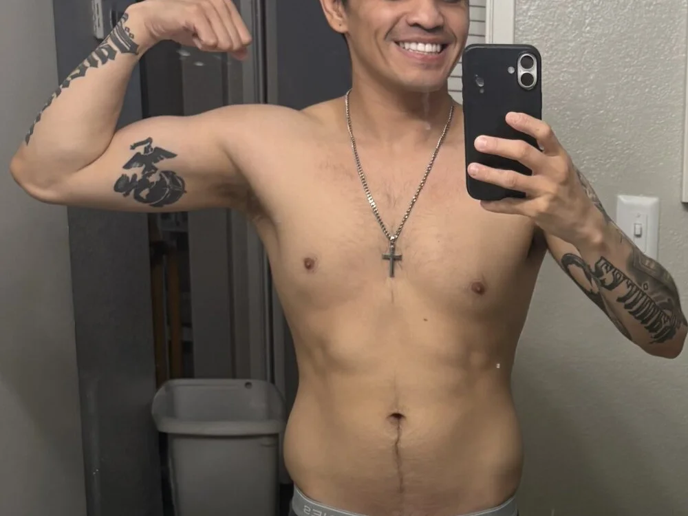 Chatroom XXX hors ligne de Orlando702@xh