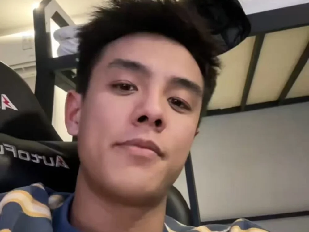 sunny-xiaolin 离线XXX聊天