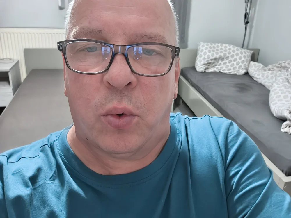 Tmweiter's Offline XXX Chat