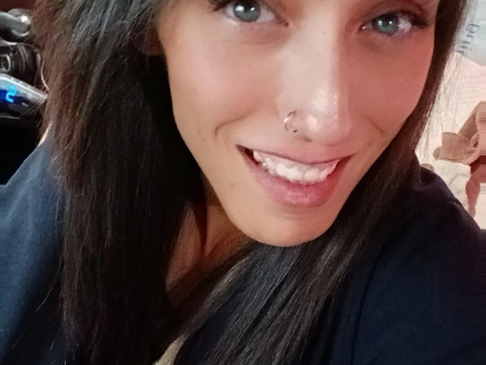 HeartlessHarleyQuinn325's Offline XXX Chat
