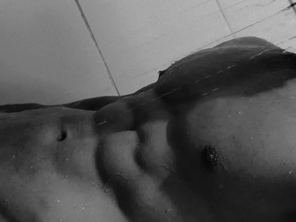 Yourman18c – Offline XXX chat
