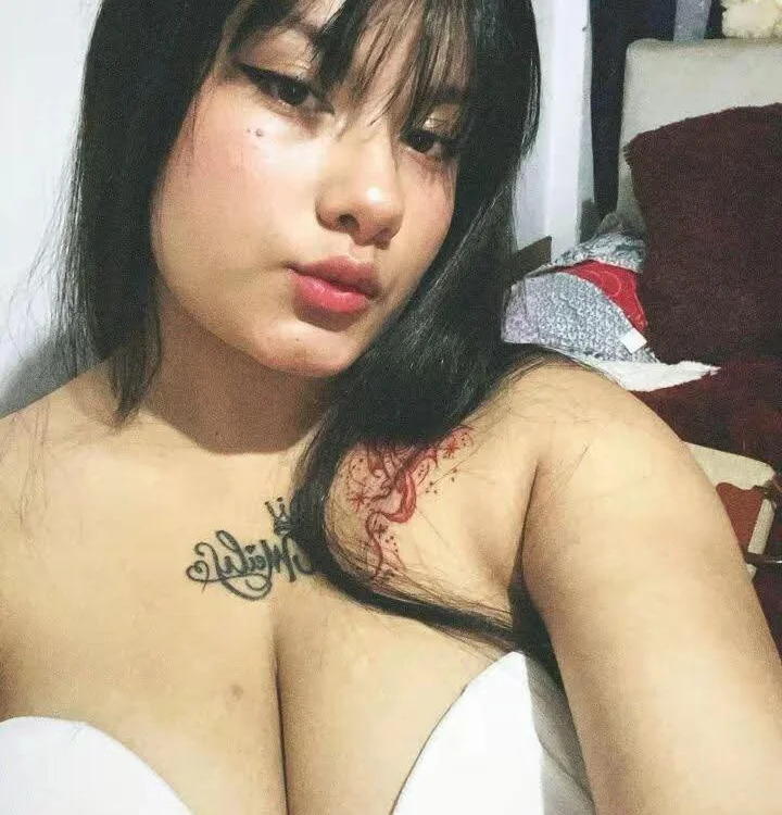 sakura_hau's Offline XXX Chat