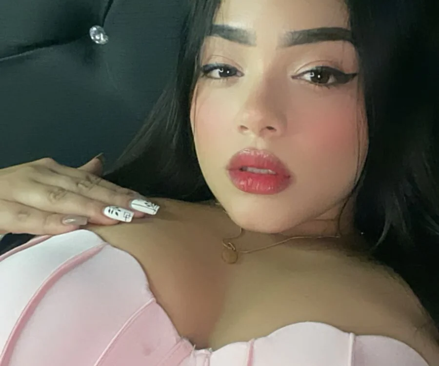 Danielagomes_29 offline chatrum