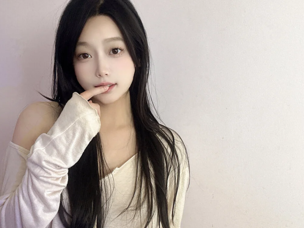 insgirl Chat XXX offline