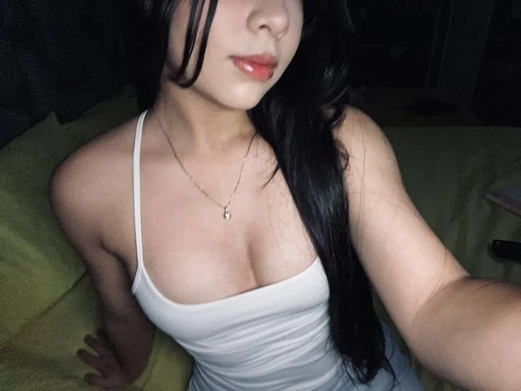 cerenlly Adlı Modelin Çevrimdışı XXX Sohbeti