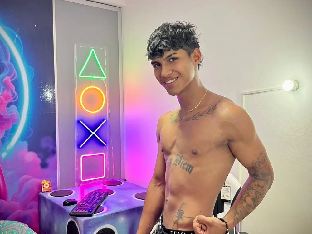 Offline XXX chat modela luka_big18