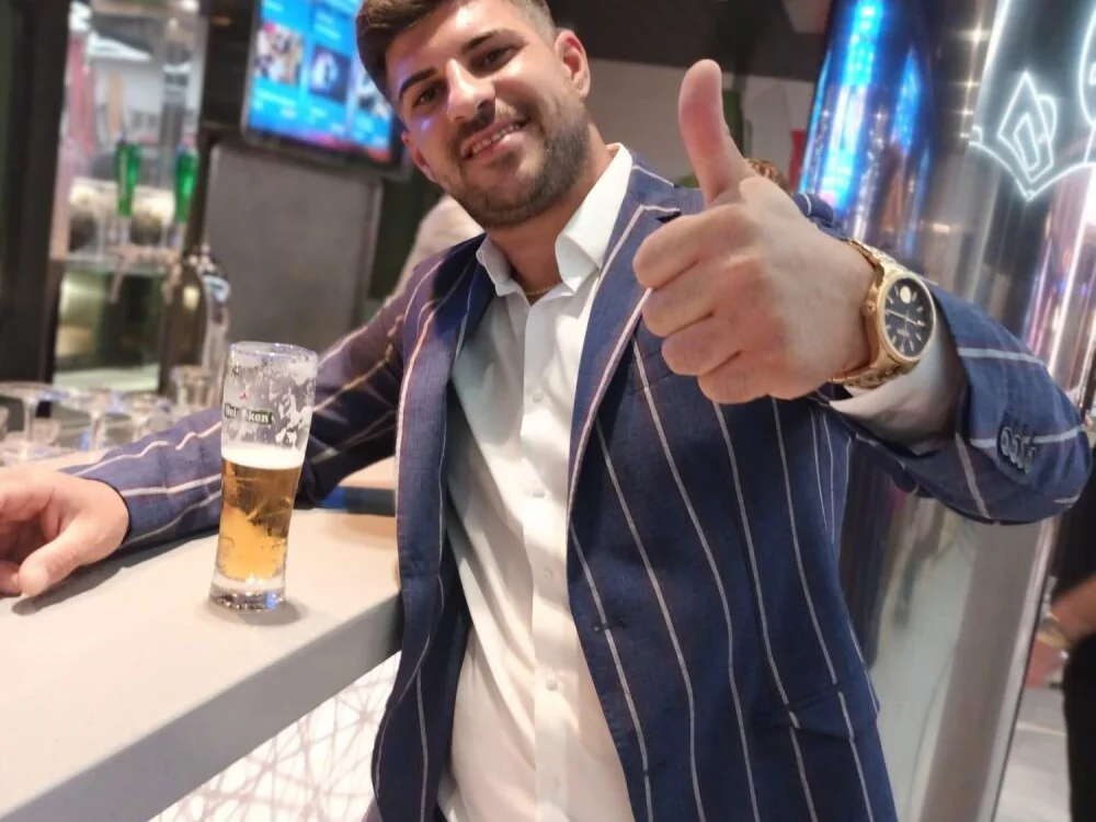 แชท XXX ออฟไลน์ของ Flower911