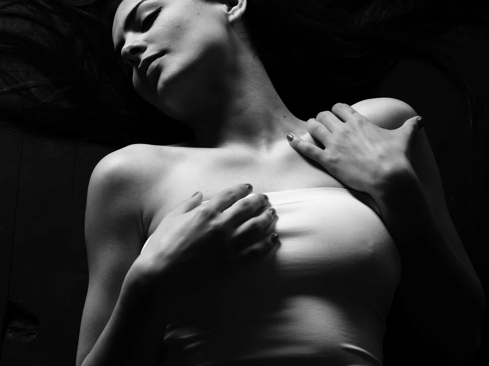ladypassion90's Offline XXX Chat