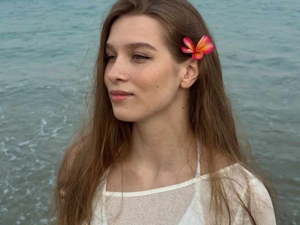 Adorielle 离线XXX聊天