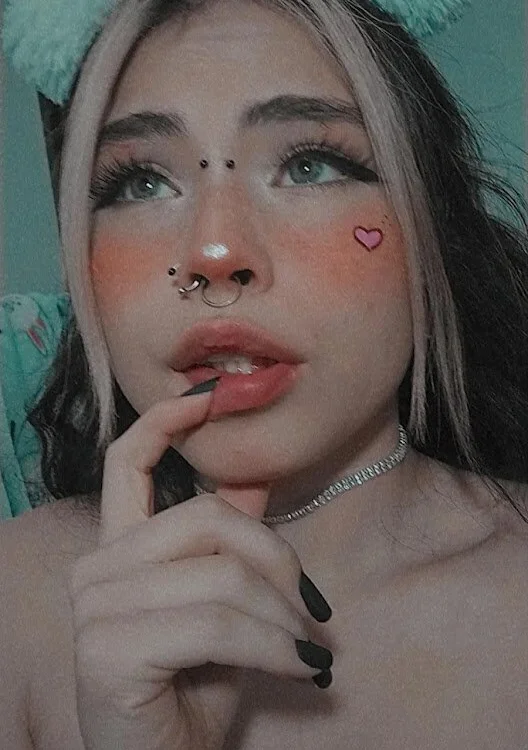 Offline chatovací místnost violet_unicorn
