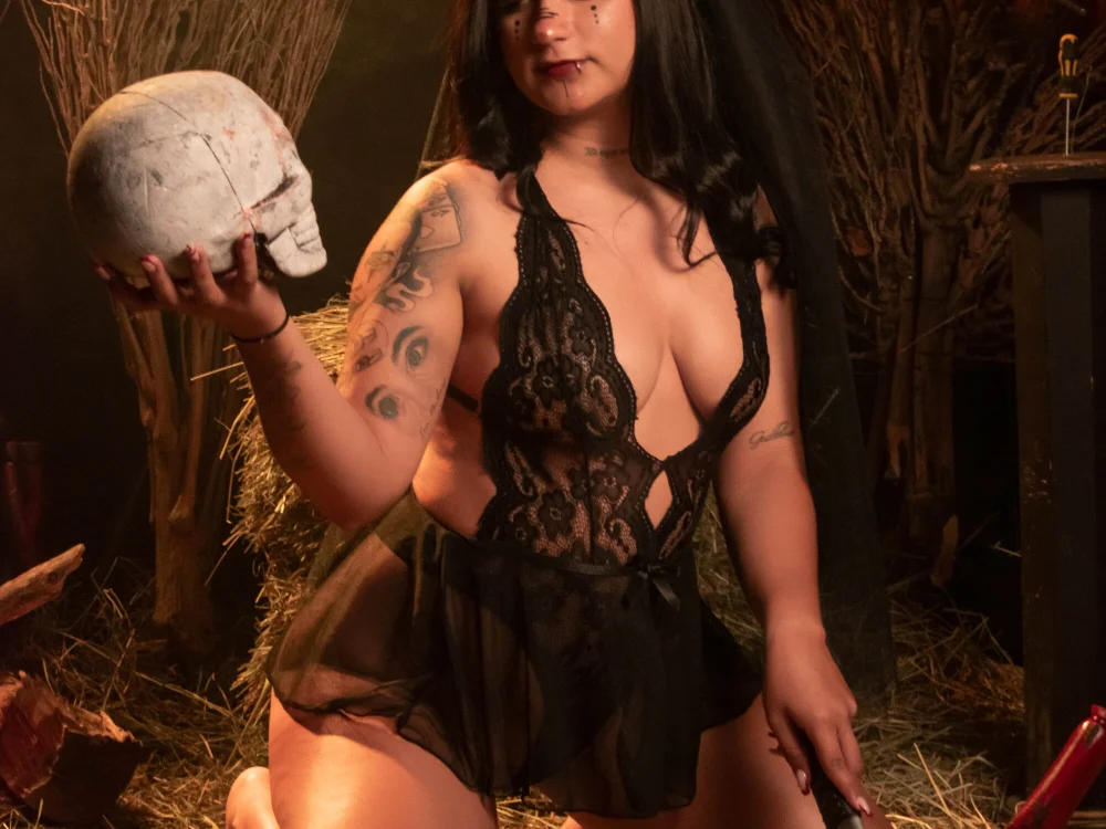 MelanyHolsen Offline XXX-chat