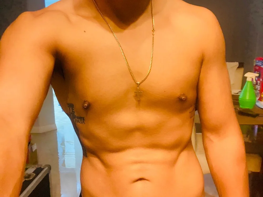 rickylatino20's Offline XXX Chat