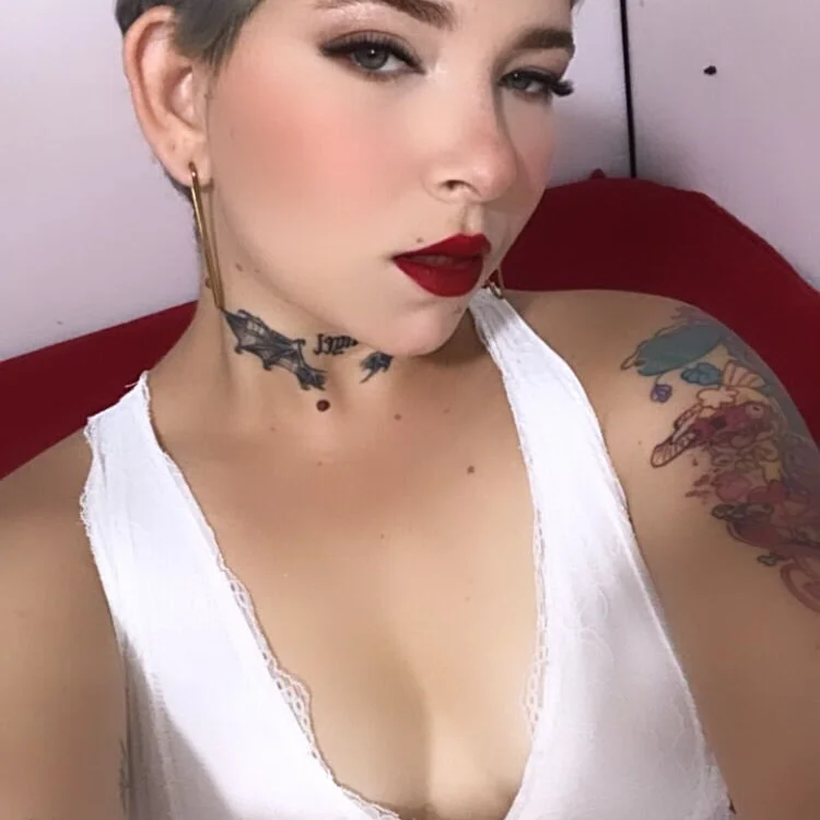 gretta5_'s Offline Chat Room
