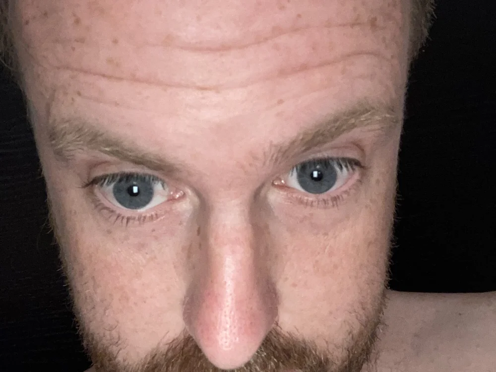letshavefun8686's Offline Chat Room