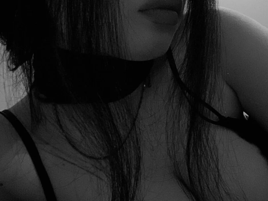 SEXY-HINATA offline XXX-chat