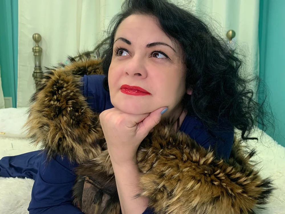 Lady__Winter's Offline XXX Chat