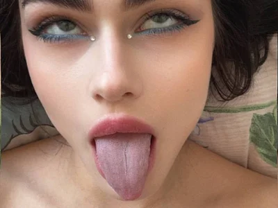 VanessaTenderness profile