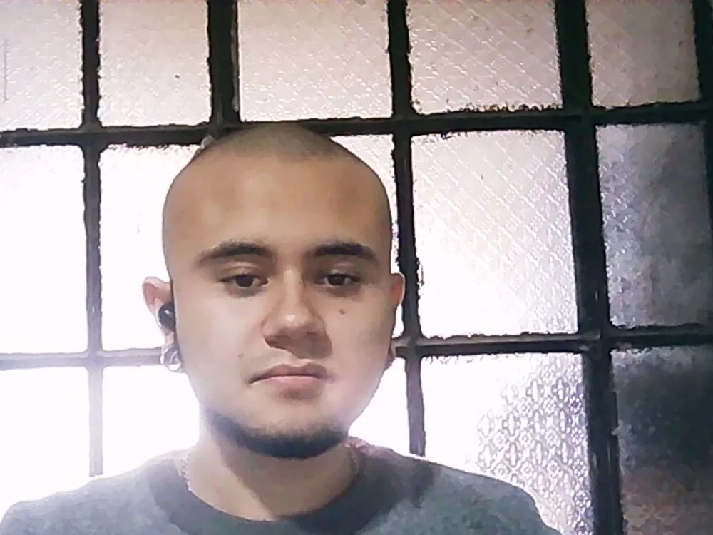 Juan_Gallo: офлайн-секс-чат