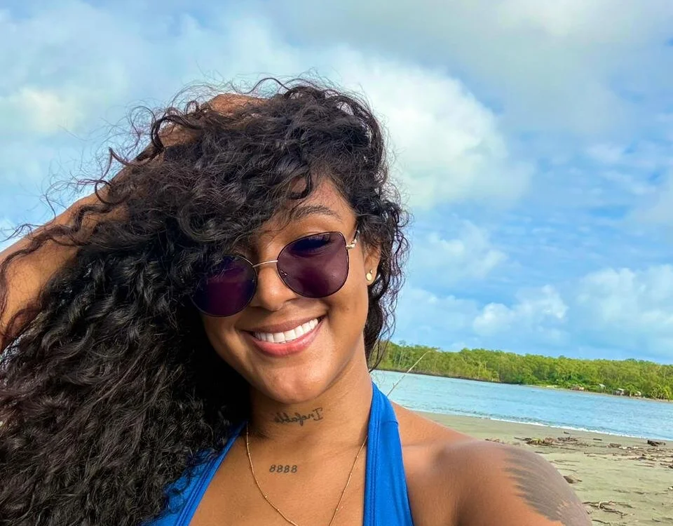 Kinsleybrown Offline XXX-Chat