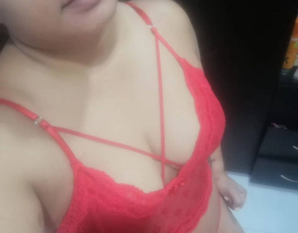 SarayMendezz's Offline XXX Chat