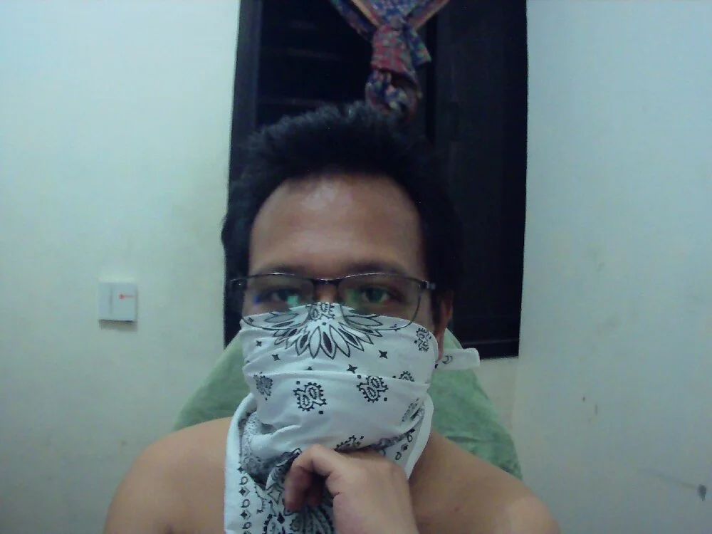 Sembang XXX Luar Talian BricklePellagra