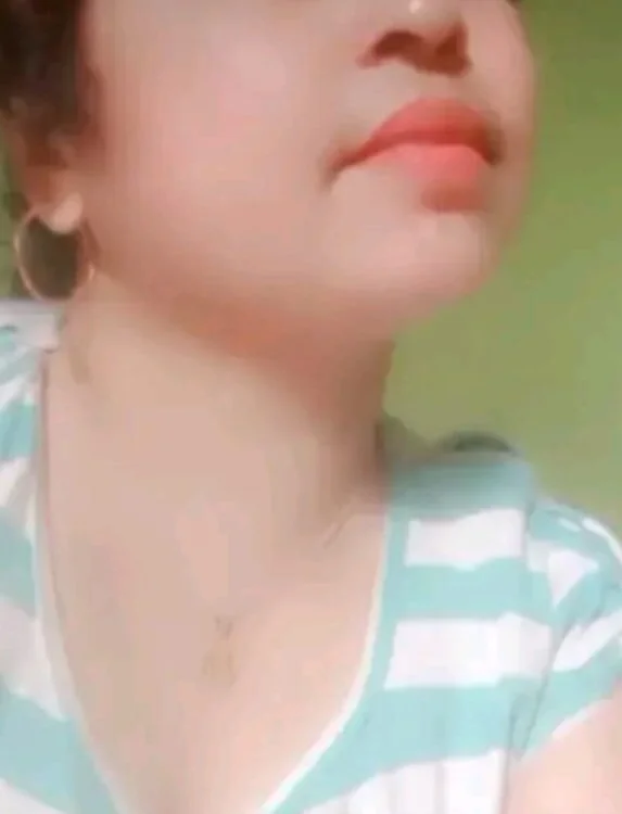 Arpita18 Obrolan XXX Offline