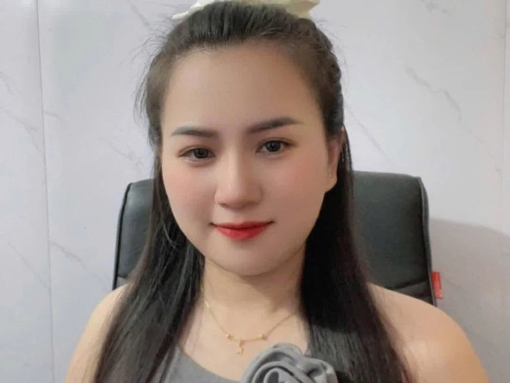 emelyly's Offline Chat Room
