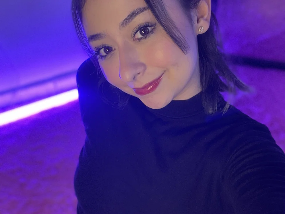 squirtprincess66's Offline XXX Chat