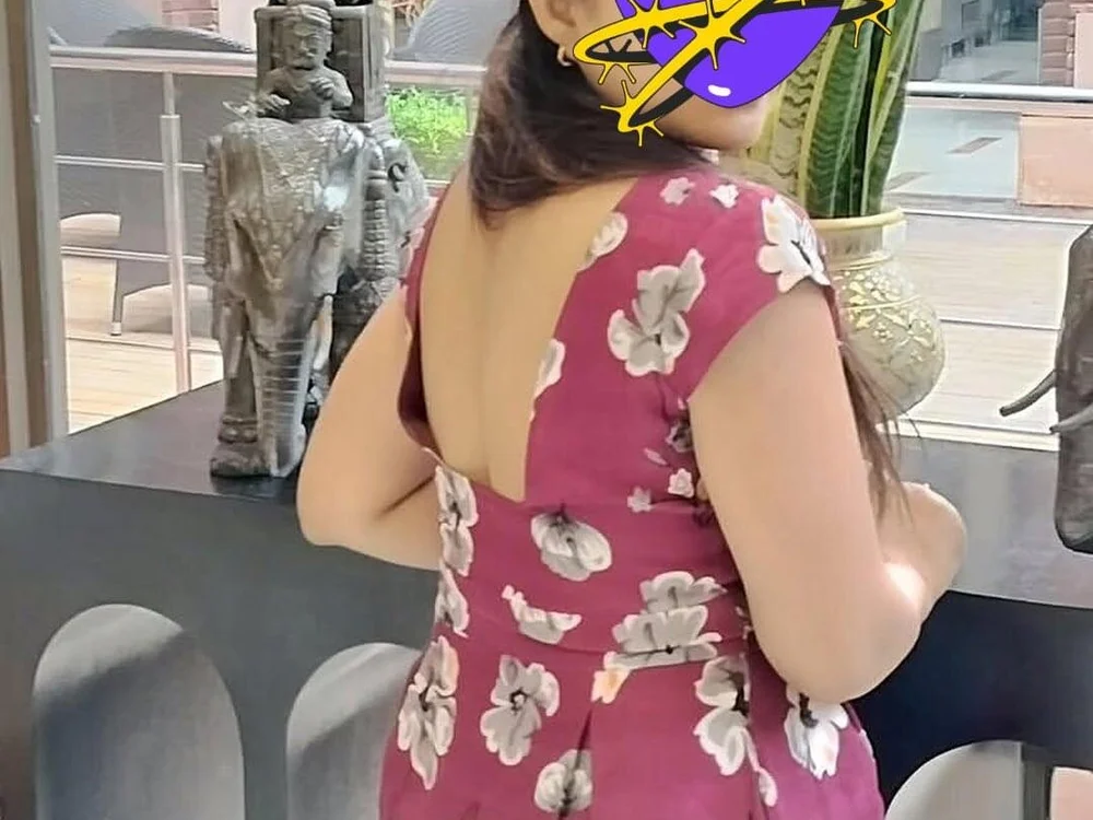camyamini26's Offline XXX Chat