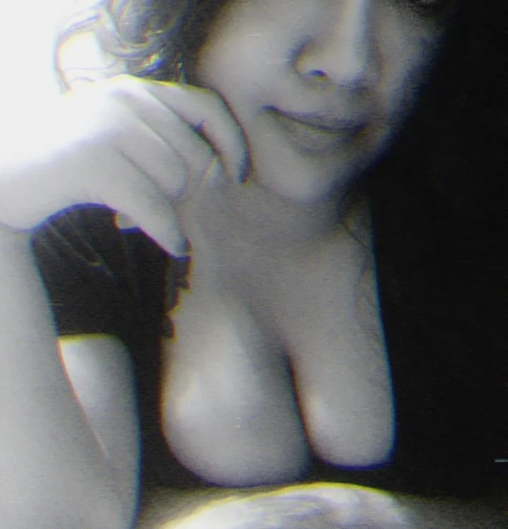 Dollina's Offline Chat Room