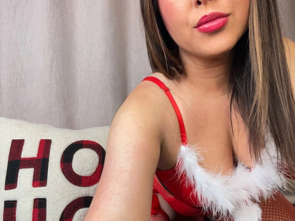 YourSquirtToy's Offline XXX Chat