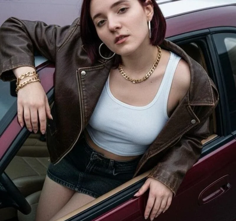 ArianeSharrai's Offline XXX Chat