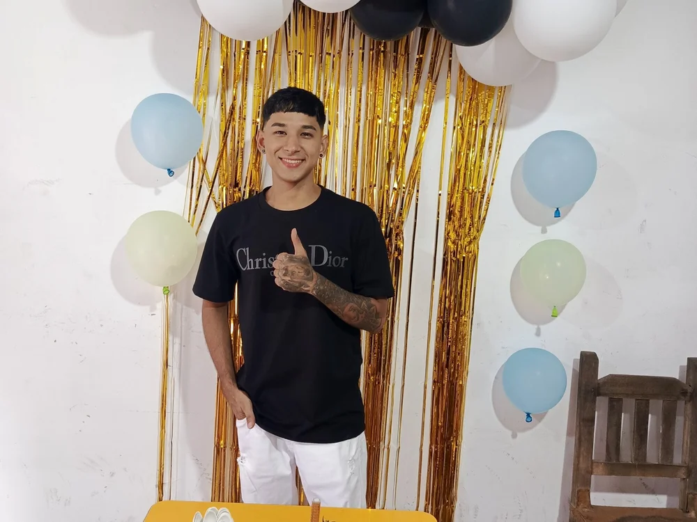 jajajjejejuju's Offline XXX Chat