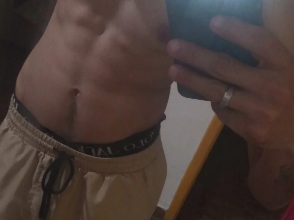 Pervertido06 Obrolan XXX Offline