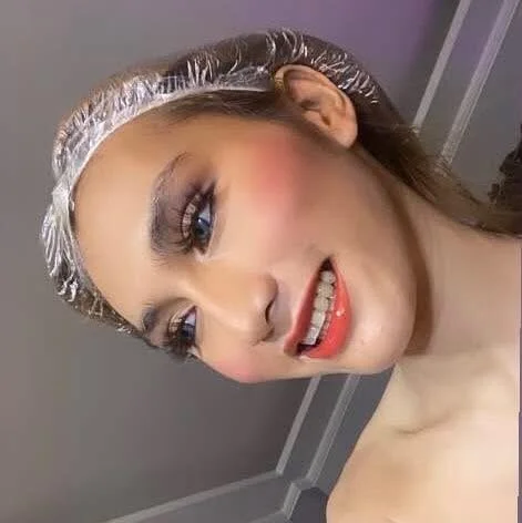 xladyboyfucker69 離線 XXX 聊天