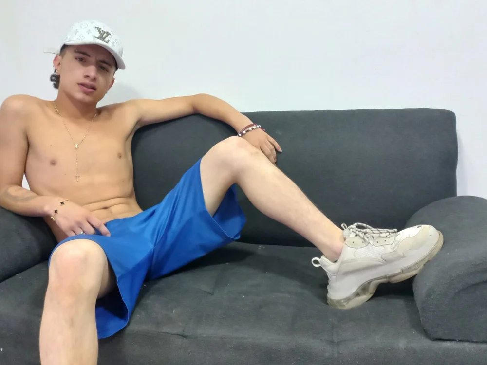 Brahian_Boyy offline chatrum