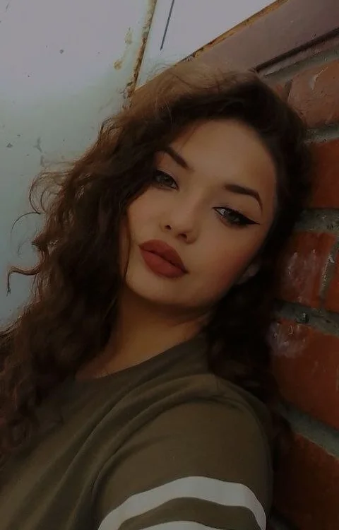 SandersDonna's Offline XXX Chat