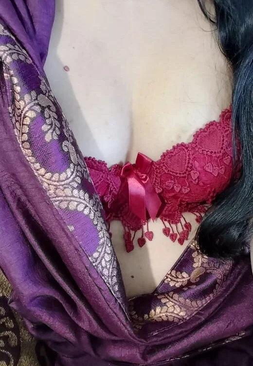 modelpoonam 오프라인 채팅방