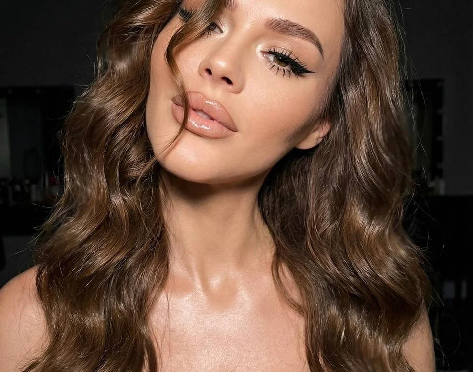 แชท XXX ออฟไลน์ของ Fayneli