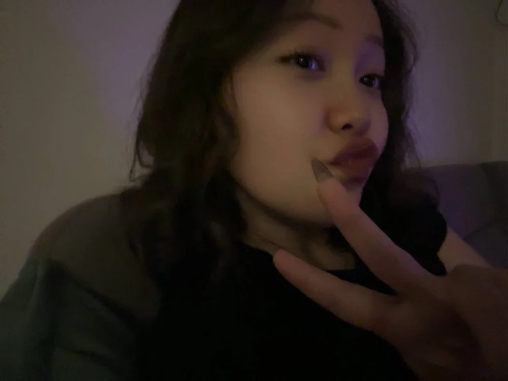 misskorean's Offline Chat Room