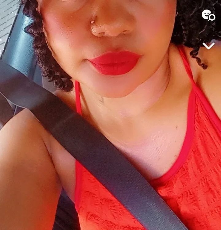 Bubblessza's most recent online preview