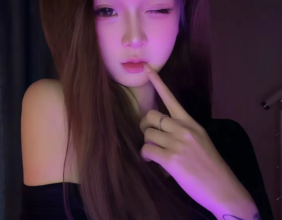 Offline XXX chat modela MS-888