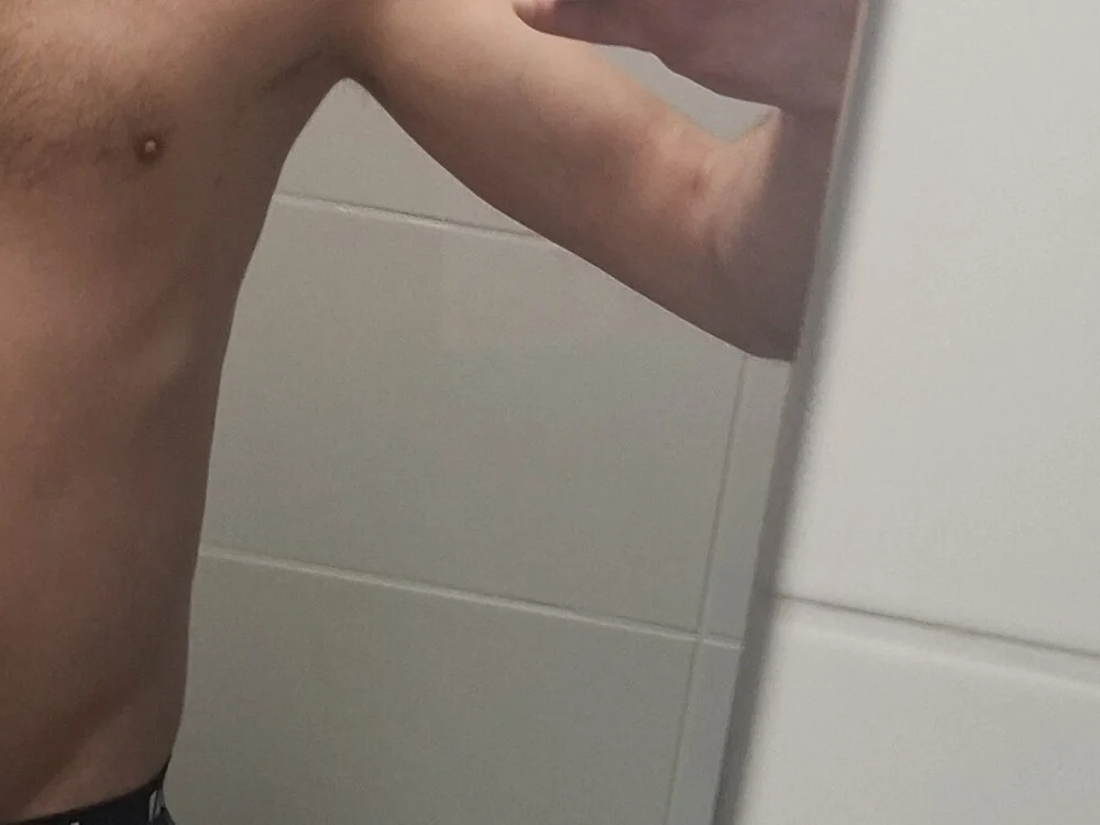 ondlaniej Chat XXX offline