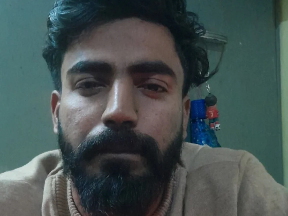 دردشة QueerBallro الجنسية دون اتصال