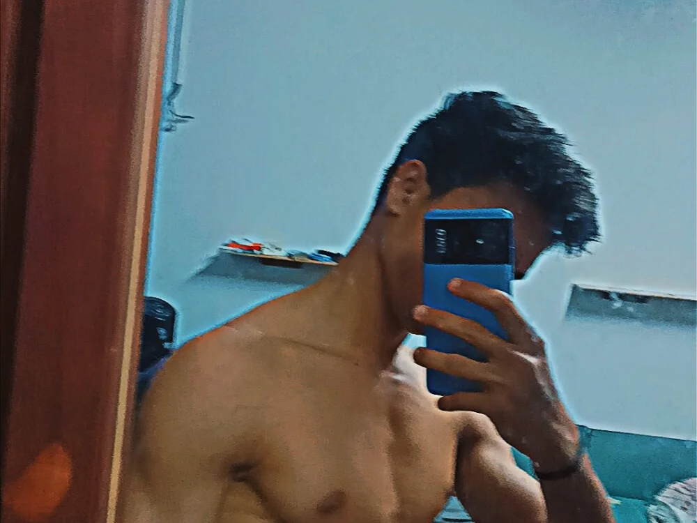 RahulisHorny_007 Offline XXX-chat