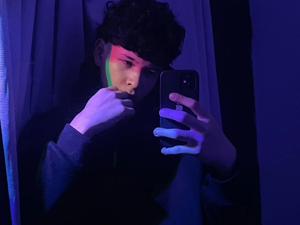 Sean_A's Offline Chat Room