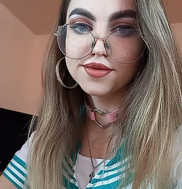 Neon_kitty's Offline XXX Chat